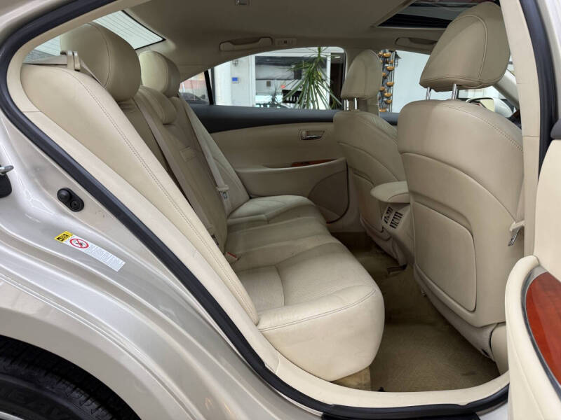 2011 Lexus ES 350