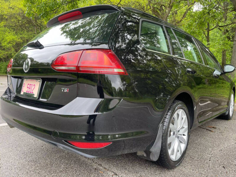 2017 Volkswagen Golf SportWagen