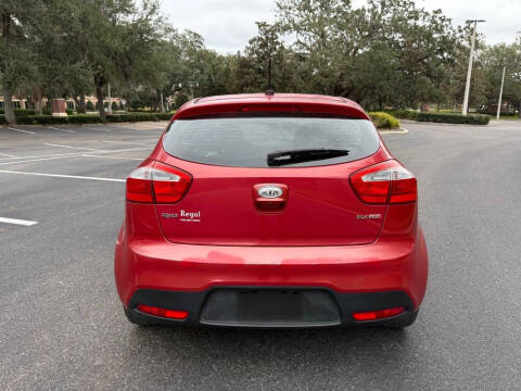 2013 Kia Rio 5-Door EX