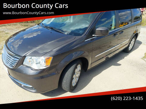 2015 Chrysler Town and Country for sale at Bourbon County Cars in Fort Scott KS