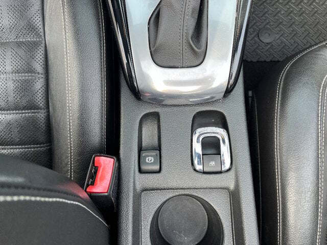 2016 Buick Cascada 26