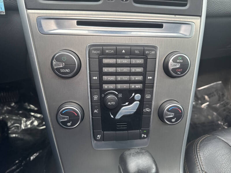 2012 Volvo XC60 3.2 Premier Plus