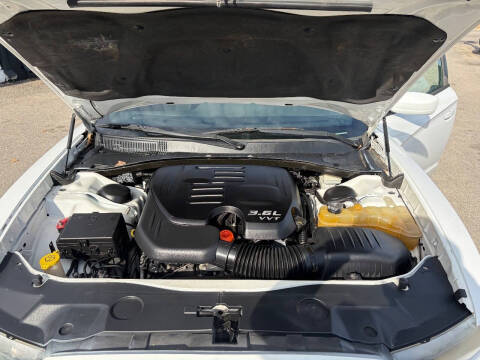 2013 Dodge Charger SE