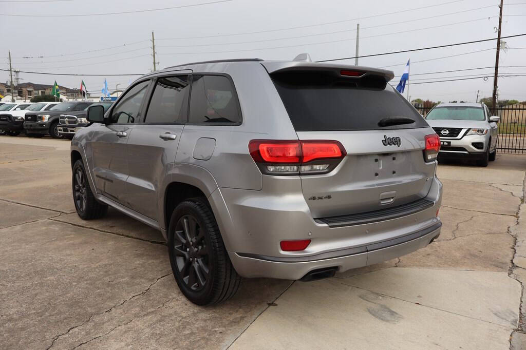 2018 Jeep Grand Cherokee for sale at AUTO DIRECT BUY in Houston, TX