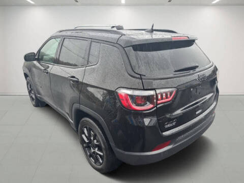 2022 Jeep Compass Altitude