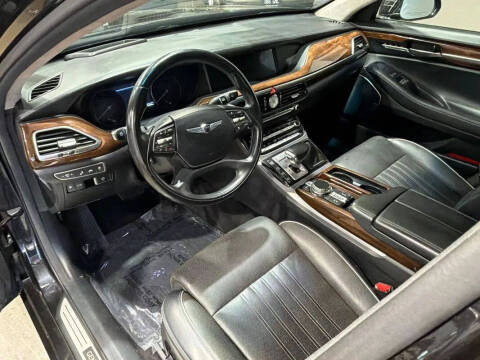 2019 Genesis G90
