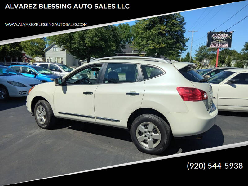 2015 Nissan Rogue Select for sale at ALVAREZ BLESSING AUTO SALES LLC in Green Bay WI