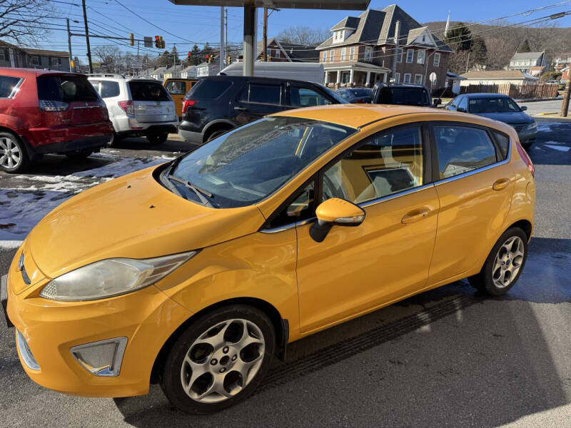 2011 Ford Fiesta SES