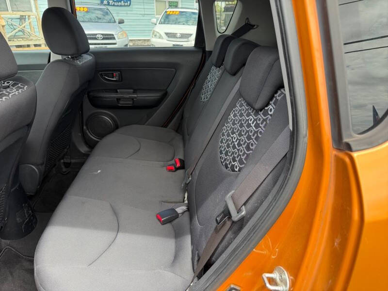 2010 Kia Soul +