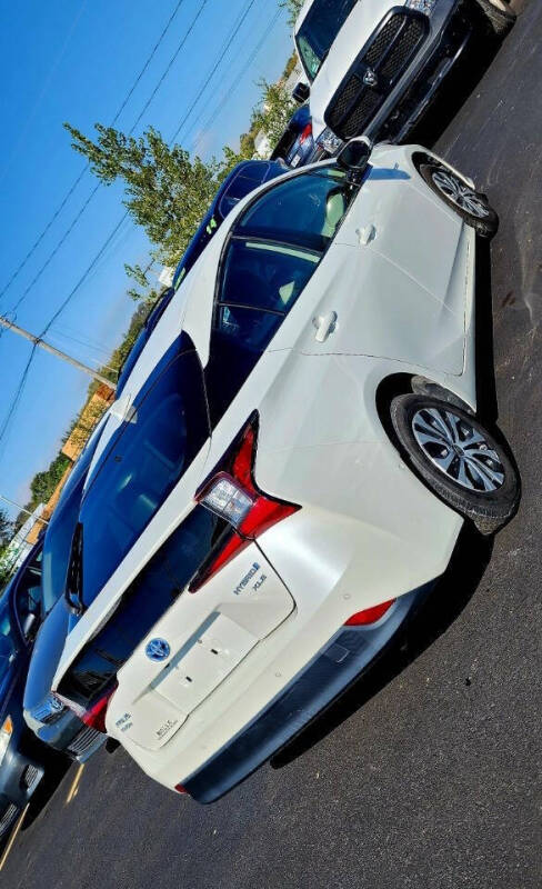 2019 Toyota Prius XLE AWD-e