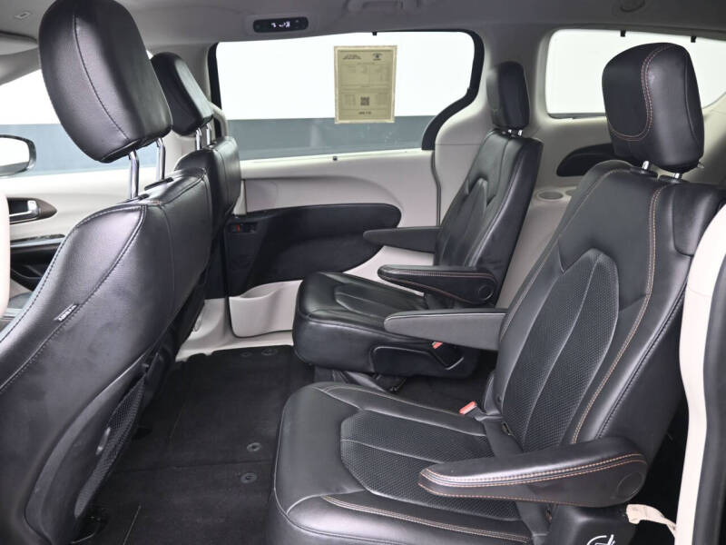 2019 Chrysler Pacifica Touring L