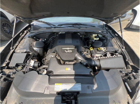 2004 Ford Thunderbird Deluxe