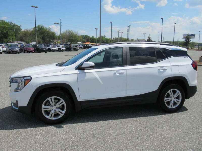 2024 GMC Terrain SLE