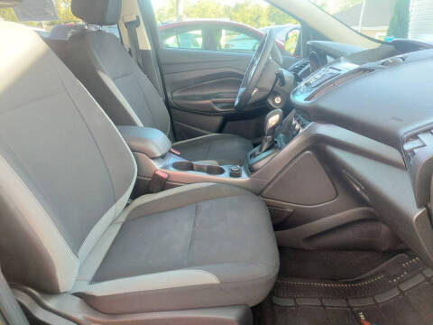 2016 Ford Escape S