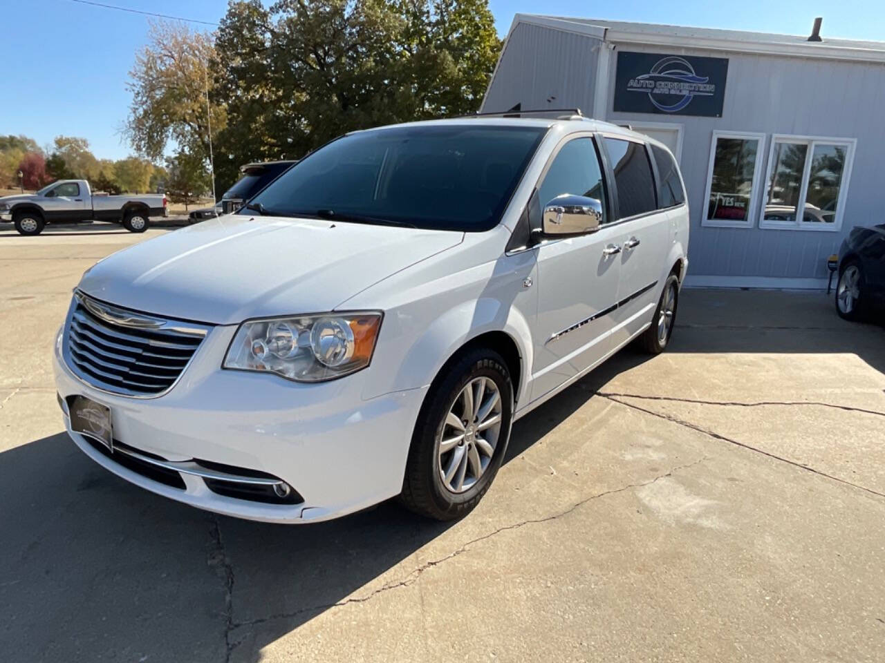 2014 Chrysler Town and Country for sale at Auto Connection in Waterloo, IA