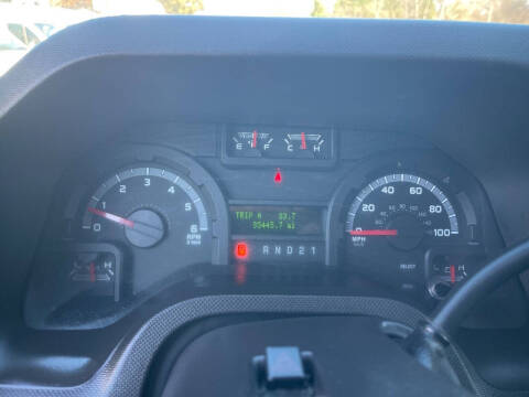 2010 Ford E-Series E-350 SD XLT