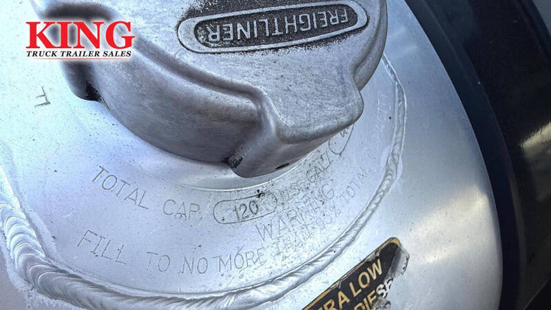 2022 Freightliner Cascadia