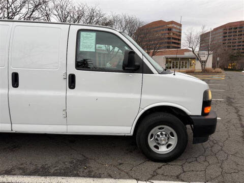 2021 Chevrolet Express 2500