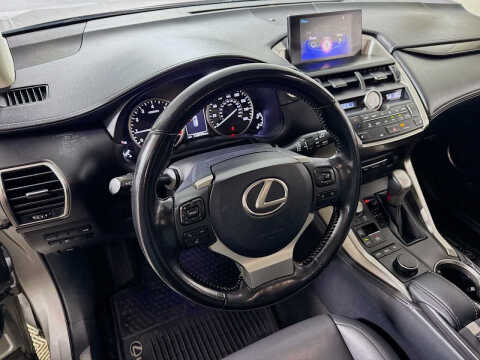 2017 Lexus NX 200t