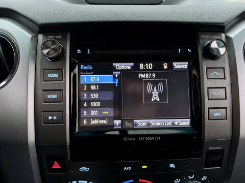 2014 Toyota Tundra SR5