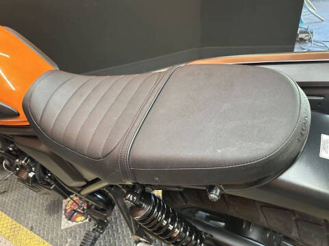 2023 Honda SCL500