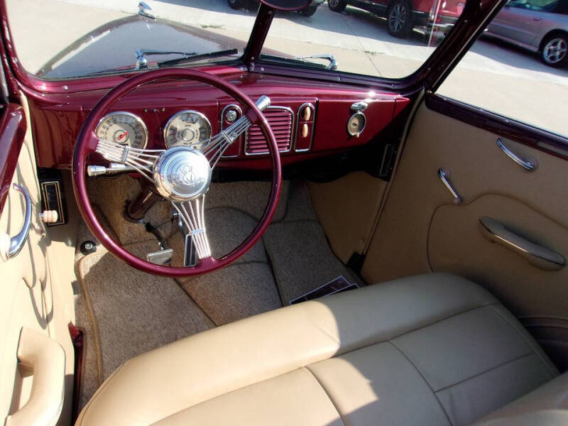 1938 Ford 81A 85 De Luxe Series