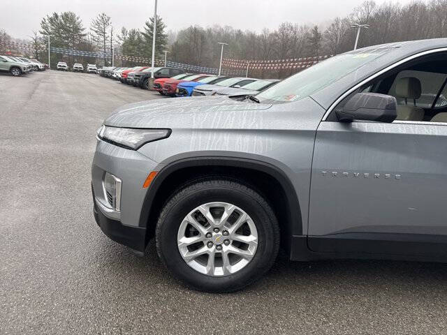 2023 Chevrolet Traverse LS