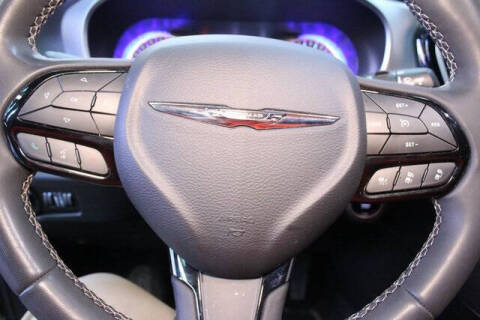 2022 Chrysler Pacifica Touring