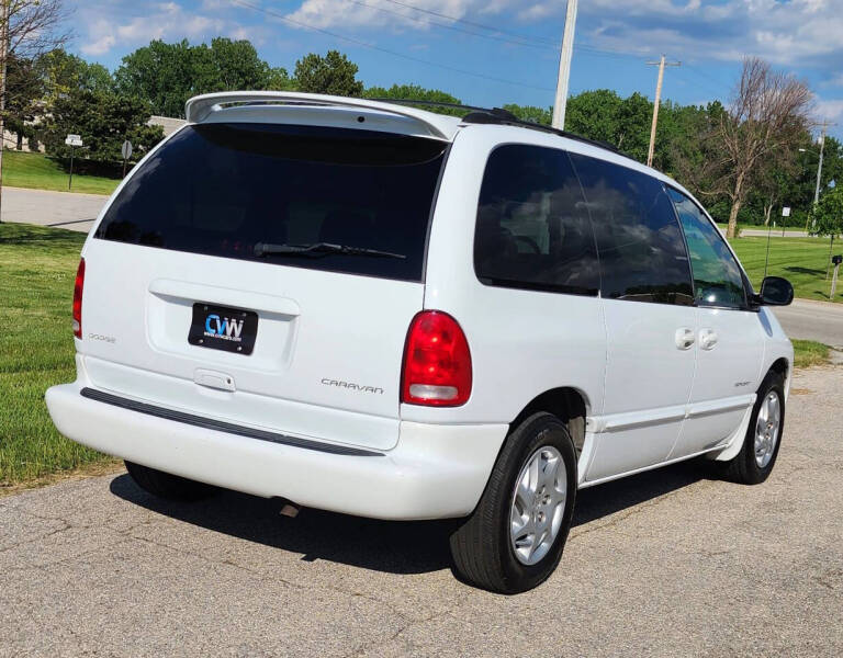 2000 Dodge Caravan SE