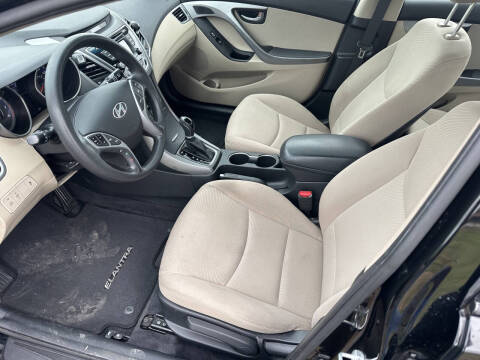 2015 Hyundai Elantra SE