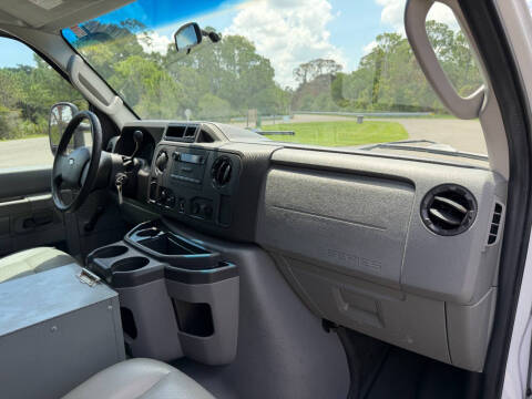 2009 Ford E-Series E-350 SD