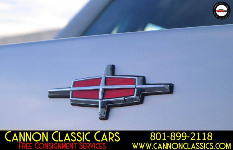 1984 Lincoln Town Car Signature