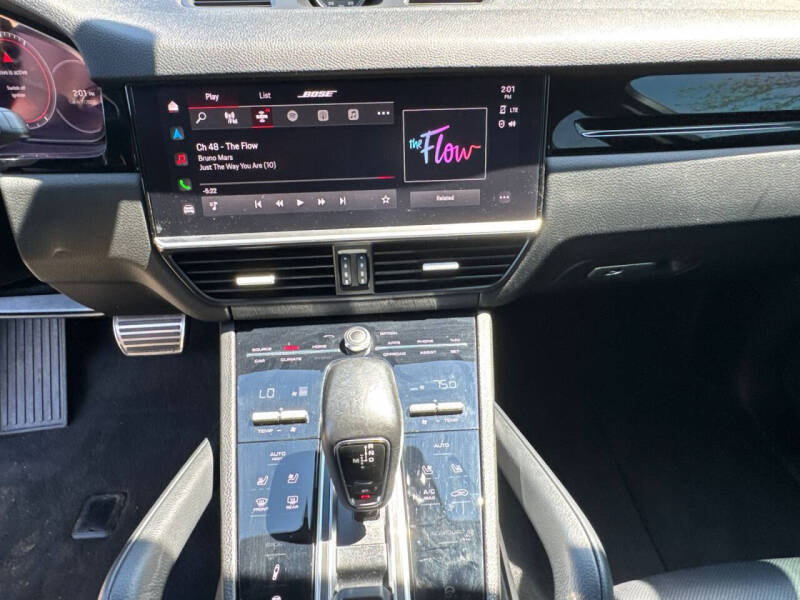 2022 Porsche Cayenne