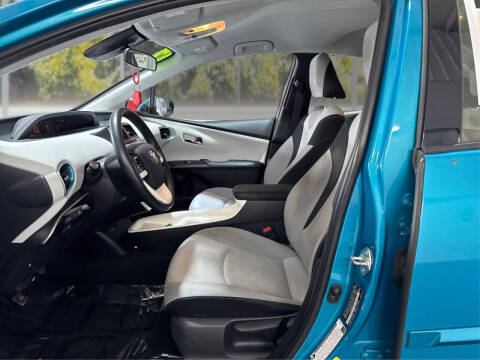 2017 Toyota Prius Prime Plus