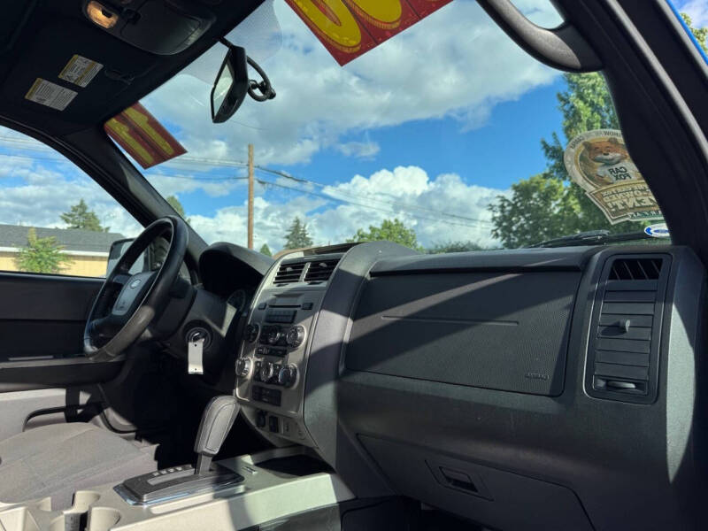 2011 Ford Escape XLT