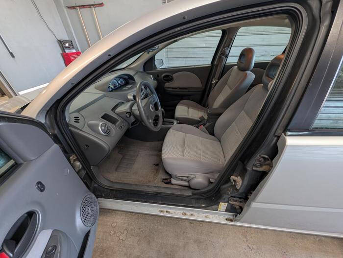 2007 Saturn Ion 2