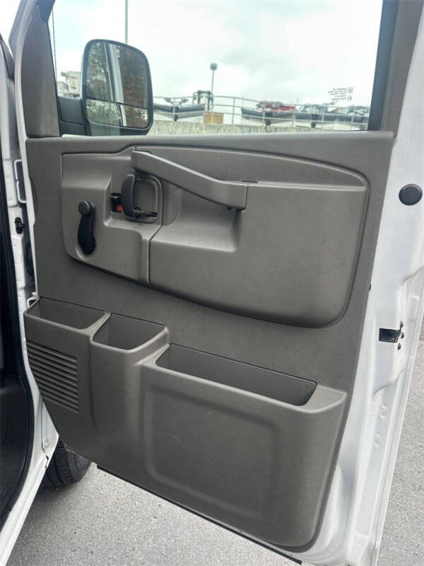 2021 Chevrolet Express 3500