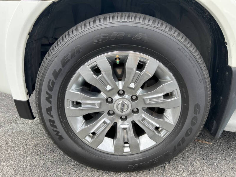 2015 Nissan Armada SV