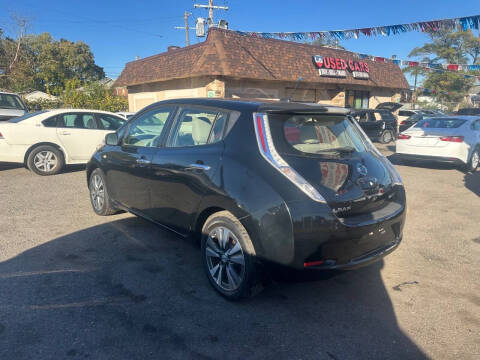 2011 Nissan LEAF SL