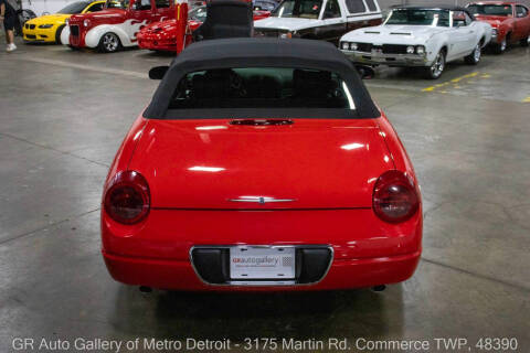 2002 Ford Thunderbird Deluxe