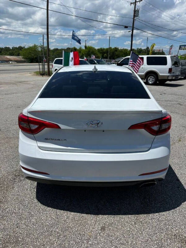 2017 Hyundai Sonata SE photo 5