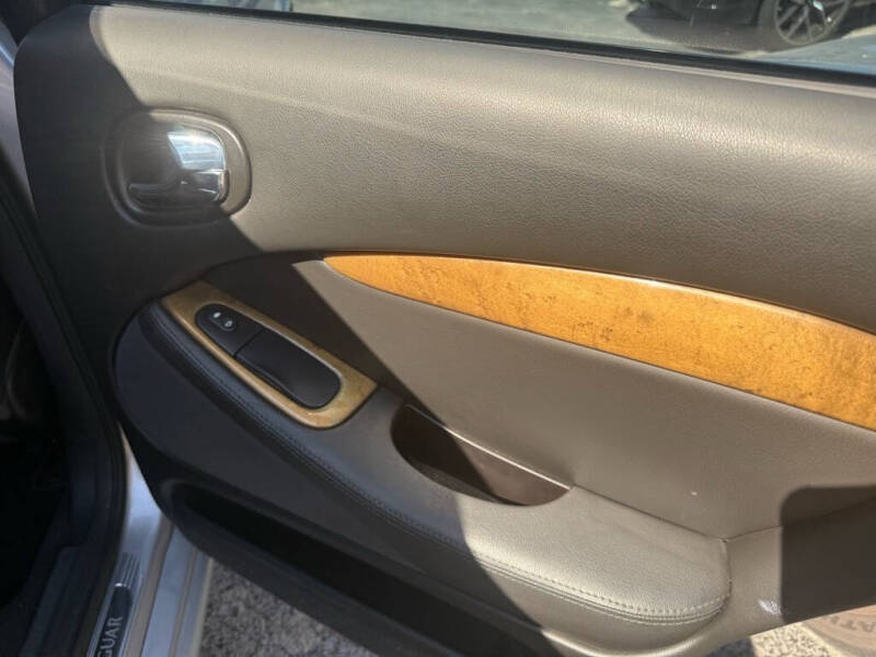 2003 Jaguar S-Type R