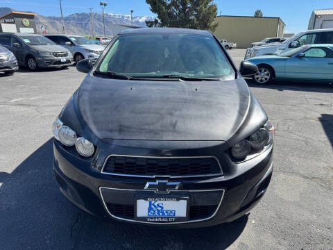 2016 Chevrolet Sonic LT Manual