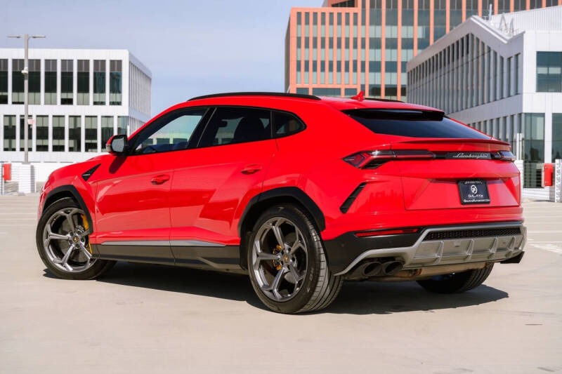 2019 Lamborghini Urus