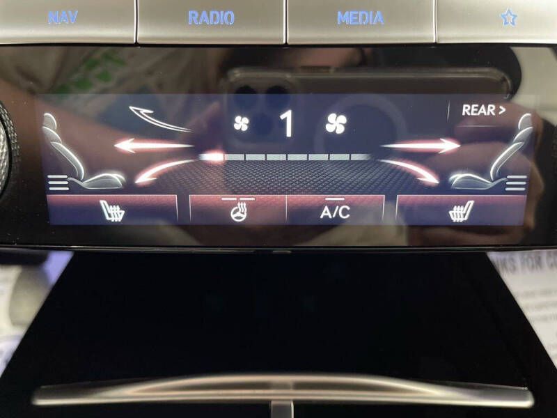 2023 Genesis G80