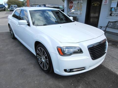 2014 Chrysler 300 for sale at karns motor company in Knoxville TN