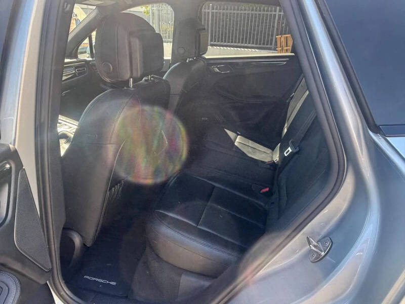2021 Porsche Macan