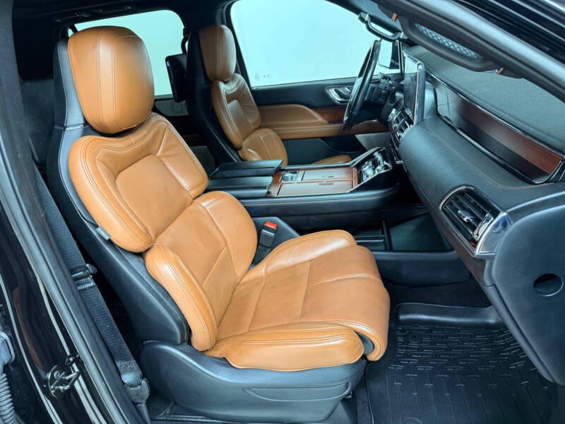 2021 Lincoln Navigator L Reserve