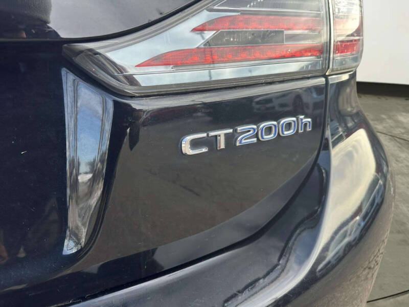 2011 Lexus CT 200h