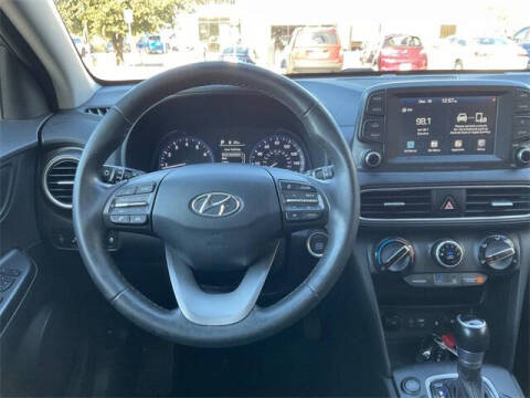 2021 Hyundai Kona SEL Plus